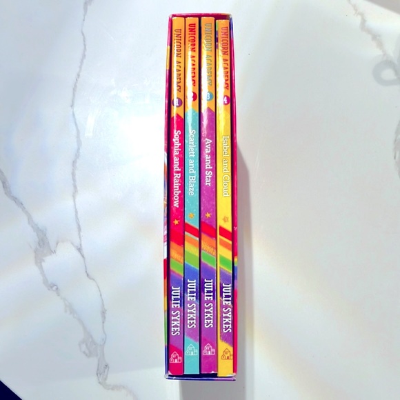 Unicorn Academy: Rainbow of Adventure Boxed Set (Books 1-4) By Julie Sykes. - Picture 8 of 11